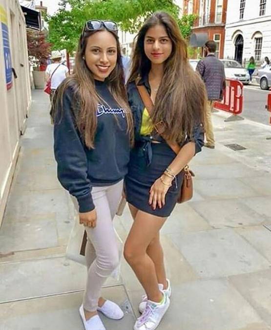 लंदन के क्लब में सुहाना का स्टाइलिश अवतार, फोटो वायरल