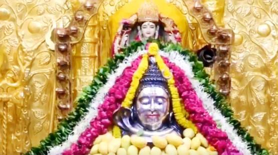 सोमनाथ मंदिर में भगवान शिव का 400 किलो आमरस से हुआ अभिषेक!