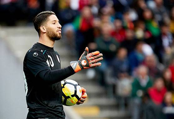 WC: साथियों को करना था इफ्तार, मैदान में गोलकीपर ने अपनाई ये ट्रिक