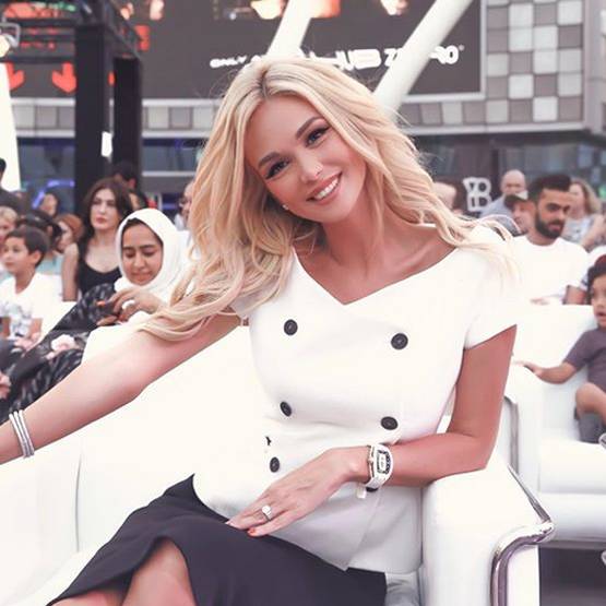 इस ‘वर्ल्ड कप गर्ल’ की खूबसूरती के लाखों फैंस, पुतिन भी शामिल