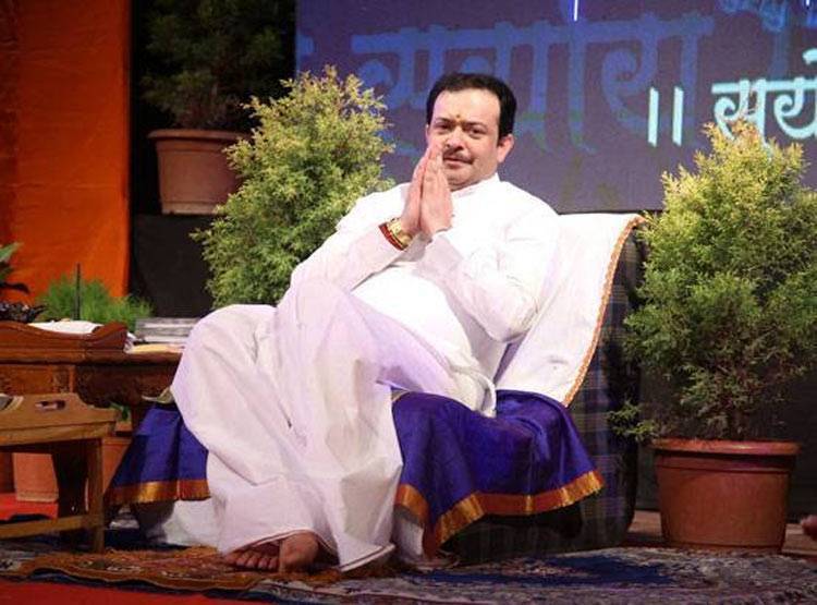 पारिवारिक कलह से डिप्रेशन में थे भय्यू जी, ऐसी थी लाइफस्टाइल