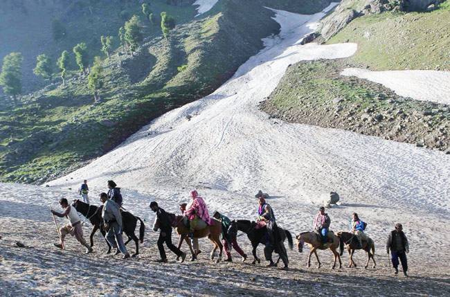 आज भी अनसुलझे हैं अमरनाथ गुफा के ये रहस्य!