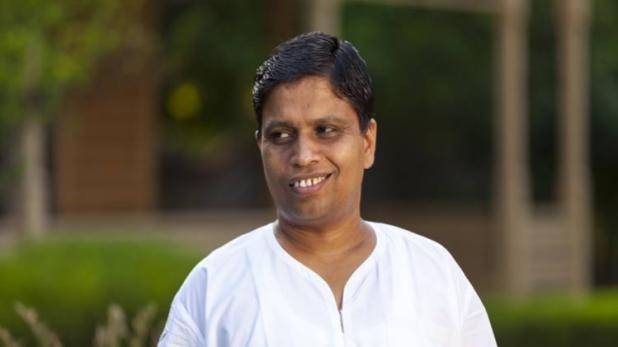 स्वदेशी सिम और वॉट्सऐप के बाद अब आएगी पतंजलि की स्वदेशी जींस