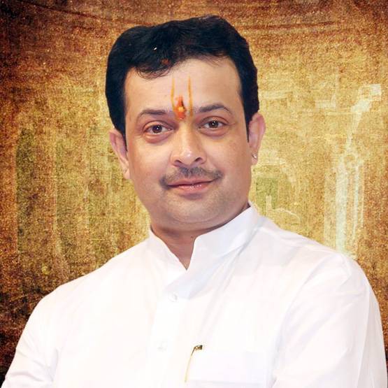 अखाड़ा परिषद का बड़ा बयान- संत नहीं थे भय्यू जी महाराज क्योंकि...