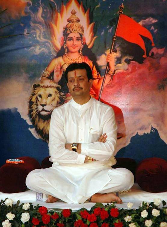 अखाड़ा परिषद का बड़ा बयान- संत नहीं थे भय्यू जी महाराज क्योंकि...