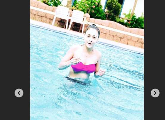 बाथटब वीड‍ियो के बाद सामने आईं सारा खान की बिकनी PHOTOS