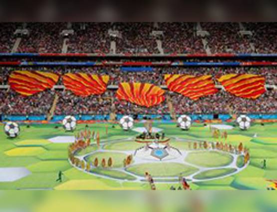 FIFA वर्ल्ड कप-2018 का रंगारंग आगाज, देखें तस्वीरें