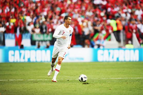 PHOTOS: क्या रोनाल्डो पुरानी शराब की तरह और बेहतर हो रहे हैं?