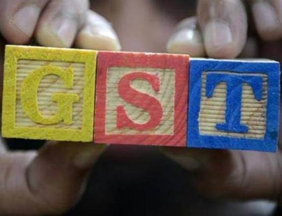 GST के तहत पेट्रोल-डीजल पर VAT भी लगेगा, जानें कितना होगा फायदा