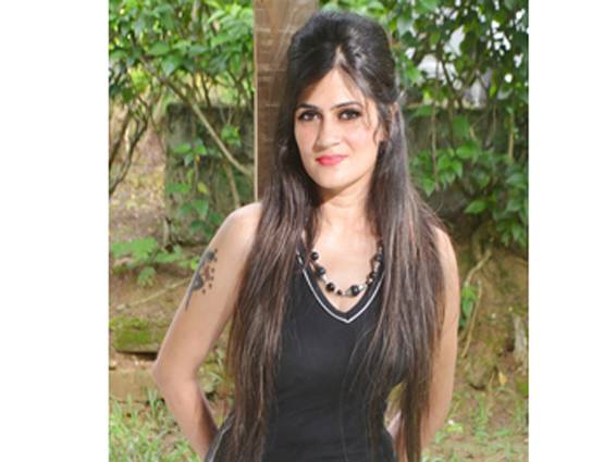 लेक्चरर थीं मेजर की पत्नी शैलजा, मैगजीन ने बनाया था कवर गर्ल