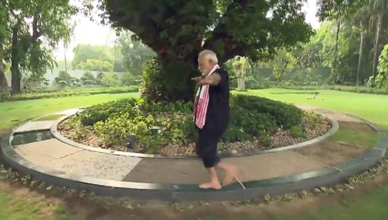 PM मोदी ने पूरा किया फिटनेस चैलेंज, ऐसी होती है उनकी दिनचर्या