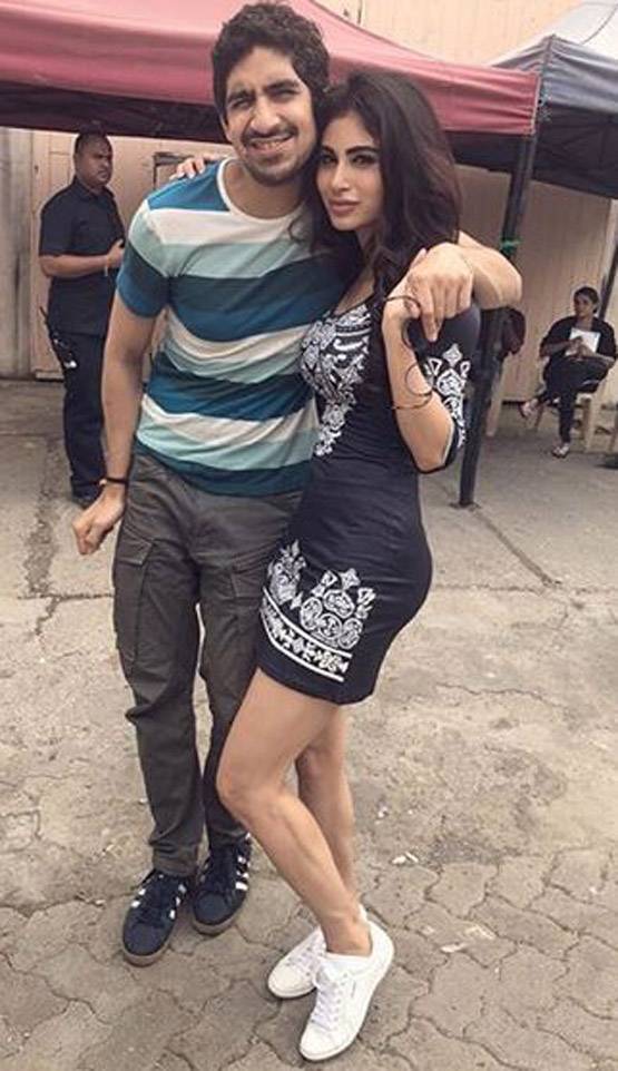 'नागिन' फेम मौनी रॉय ने बताया, कौन है उनका 'बेस्ट बॉय-फ्रेंड'?