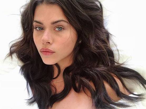 प्रियंका से पहले इन 8 हॉलीवुड स्टार्स से रह चुका है निक का अफेयर