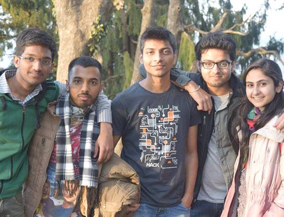 पटना के आदर्श को गूगल में मिली नौकरी, सैलरी है 1 करोड़ रुपये