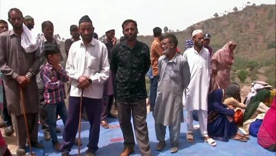 शहीद औरंगजेब के पिता बोले- 32 घंटे में चाहिए बेटे की मौत का बदला