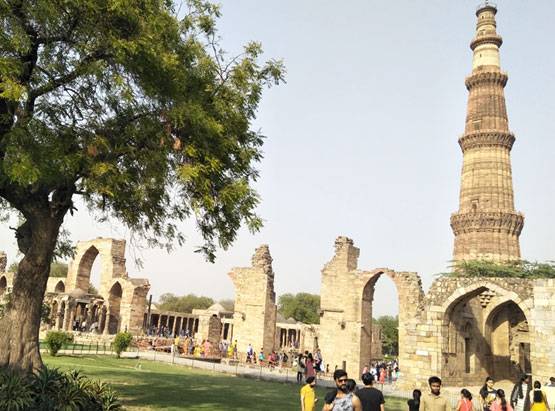 इन 5 स्मारकों से सबसे ज्यादा कमाती है भारत सरकार