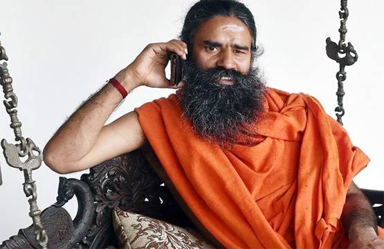 स्वदेशी सिम और वॉट्सऐप के बाद अब आएगी पतंजलि की स्वदेशी जींस