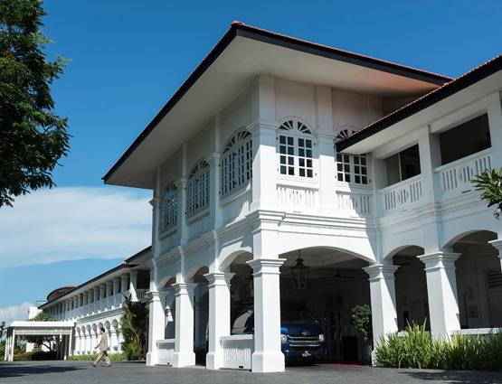 चीन की फ्लाइट से सिंगापुर पहुंचे किम, मीटिंग पर 100 करोड़ खर्च