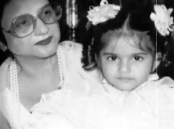 बचपन में कुछ ऐसी थीं सोनम कपूर, देखें Unseen Photos
