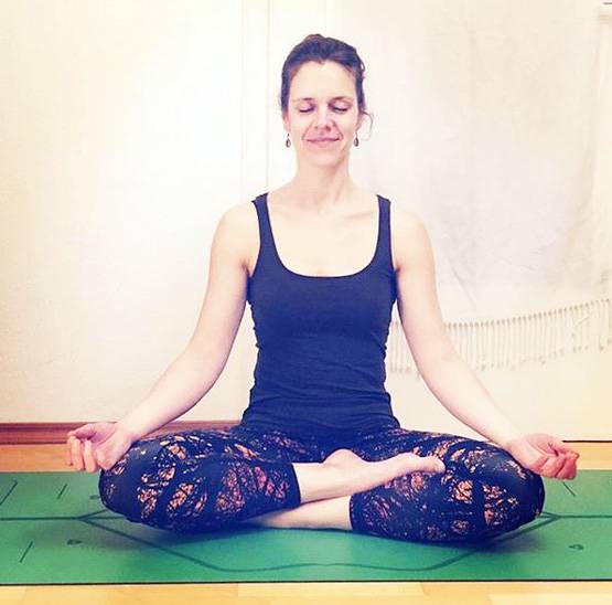 शरीर के लिए जरूरी है योग, रोज करें ये 10 योगासन