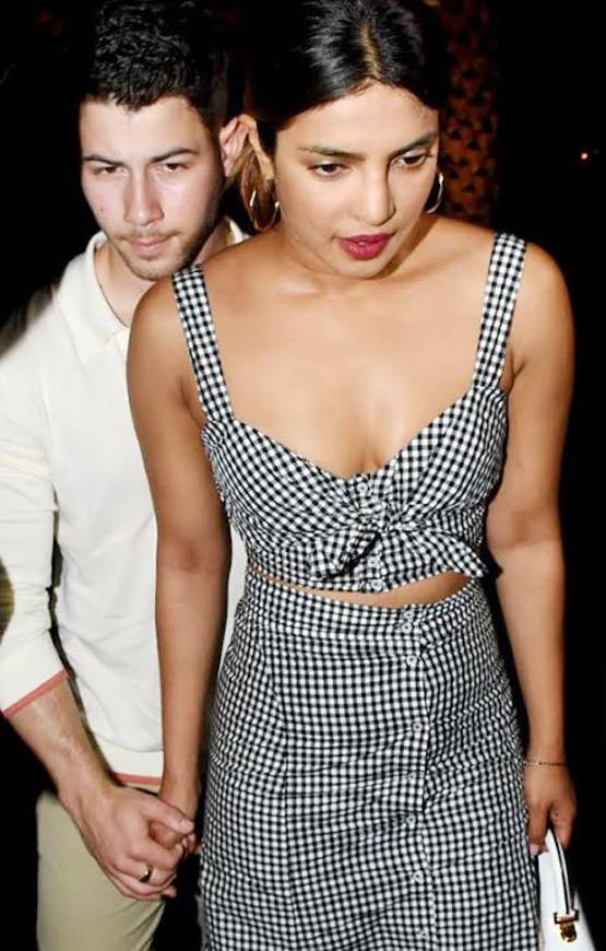 निक संग अफेयर पर प्रियंका की मुहर! एक-दूजे का हाथ थामे दिखे