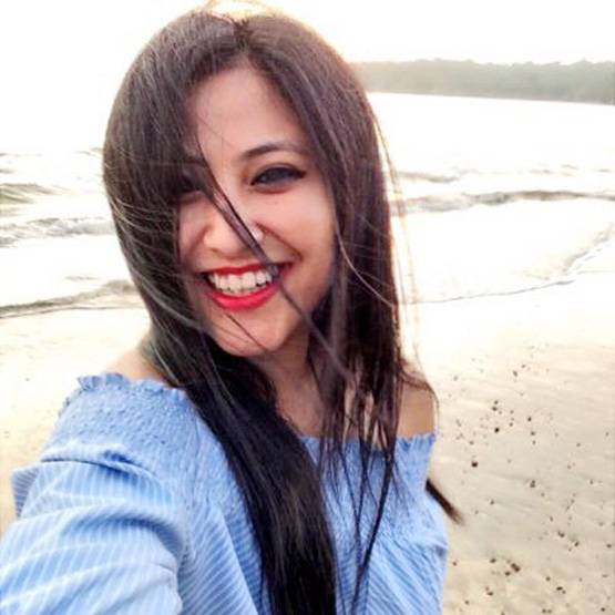 उबर कैब में 2 महिलाओं में मारपीट: पत्रकार के बाल खींचे, किया घायल