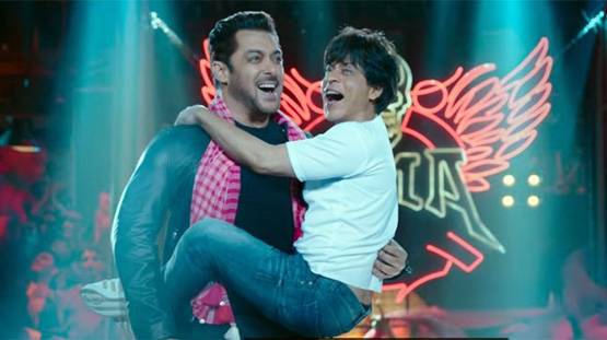 कुर्ते के बाद अब छाया मोदी का गमछा स्टाइल, हो रही चर्चा