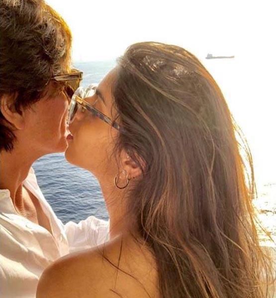 न्यूयॉर्क में सुहाना खान ने उठाया फ्रेंच ब्रेकफास्ट का लुत्फ, Photos