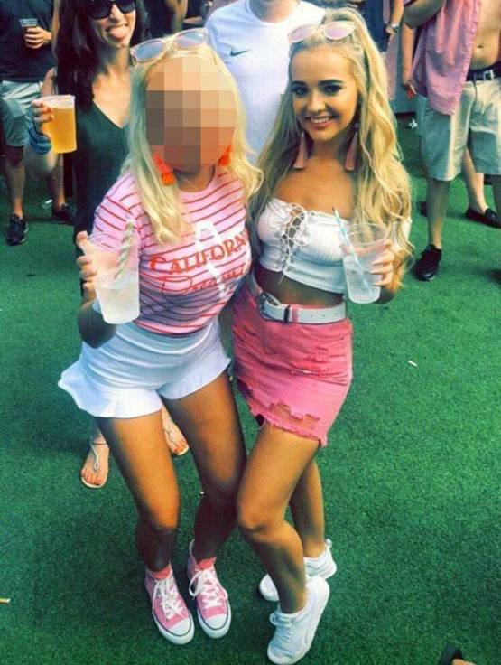 एंबुलेंस पर चढ़ डांस कर रही थी ये लड़की, पुलिस ने ट्व‍ीट किया फोटो