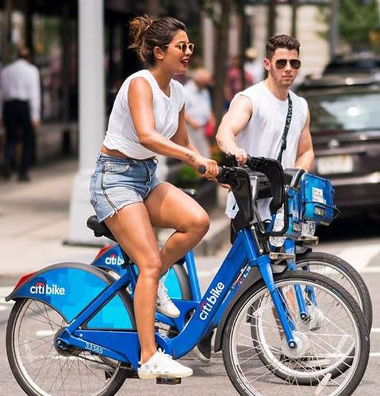 लंदन में प्रियंका-निक ने गुपचुप की सगाई! अब है शादी की चर्चा