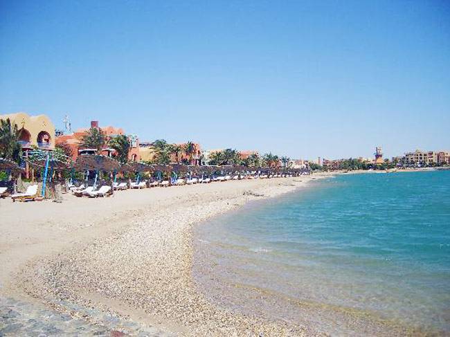 मॉनसून का मजा लेना है तो घूम आइए गोवा के ये 8 शानदार बीच