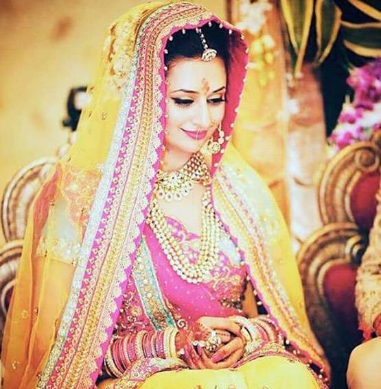 2 साल पहले हुई थी दिव्यांका-विवेक की ड्रीम वेड‍िंग, यहां देखें PHOTOS