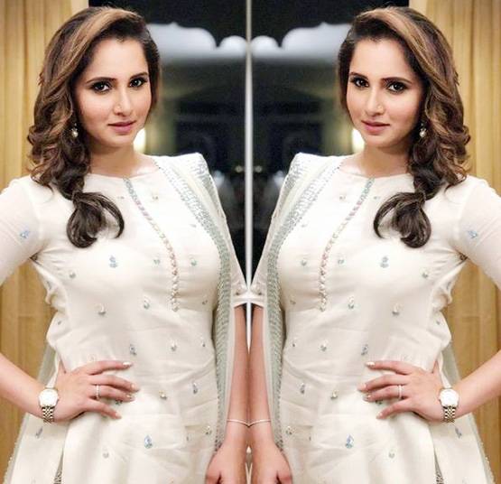 बेबी बंप के साथ सानिया ने दिया पोज, प्रेग्नेंसी में छाया स्टाइल