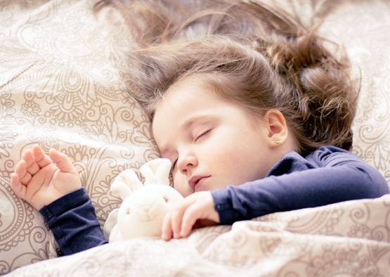 जानें- नींद में क्यों चलने लगते हैं लोग?