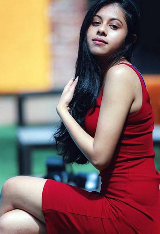 ये हैं मिथुन की गोद ली हुई बेटी दिशानी, न्यूयॉर्क में की है पढ़ाई