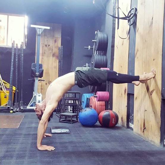 व‍िद्युत जामवाल का स्टंट बेहद खतरनाक, जानें क्या है ये