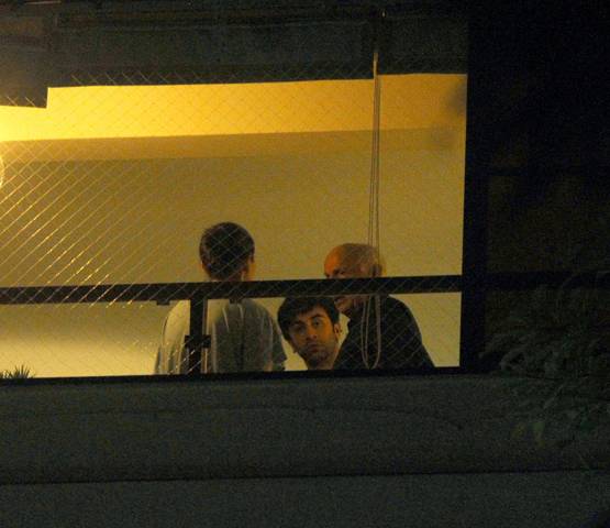 देर रात आलिया के घर पहुंचे रणबीर, महेश भट्ट भी दिखे साथ