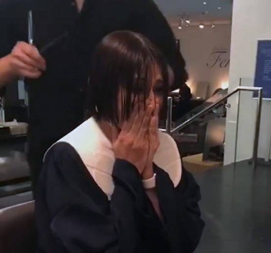 कैंसर से जंग के लिए ऐसे तैयारी कर रही हैं सोनाली बेंद्रे, बदला लुक