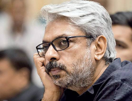 ये हैं पूनम ढिल्लों के बेटे, भंसाली की फिल्म से करेंगे डेब्यू