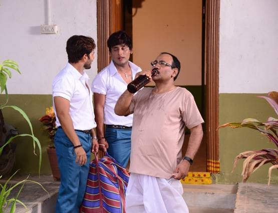 भोजपुरी फिल्मों में फिर धूम मचाएंगे ये IAS अफसर, पसंद है कॉमेडी