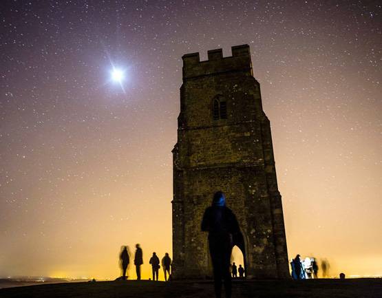सदी का सबसे लंबा चंद्रग्रहण, जानें ग्रहण पर क्या कहता है इस्लाम?