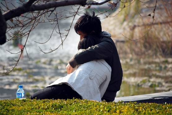 बात-बात पर इमोशनल होने वाली पत्नी के लिए डाली fb पोस्ट,  वायरल