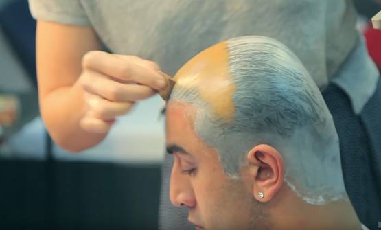 रणबीर को संजू बनाने में 6 घंटे चला मेकअप 30 सेकंड में होता था खारिज