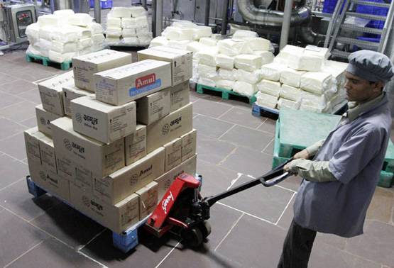 बिना रॉयल्टी अमूल की फ्रेंचाइजी लें, 10 लाख तक प्रति माह कमाई