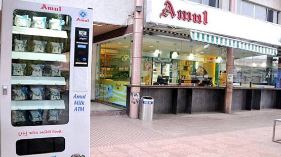 बिना रॉयल्टी अमूल की फ्रेंचाइजी लें, 10 लाख तक प्रति माह कमाई