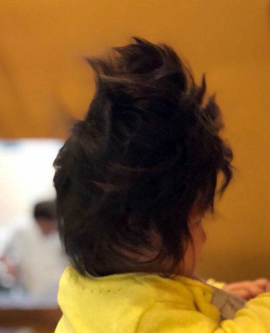 अपने बालों की वजह से पूरी दुनिया में छा गई ये 6 महीने की बच्ची