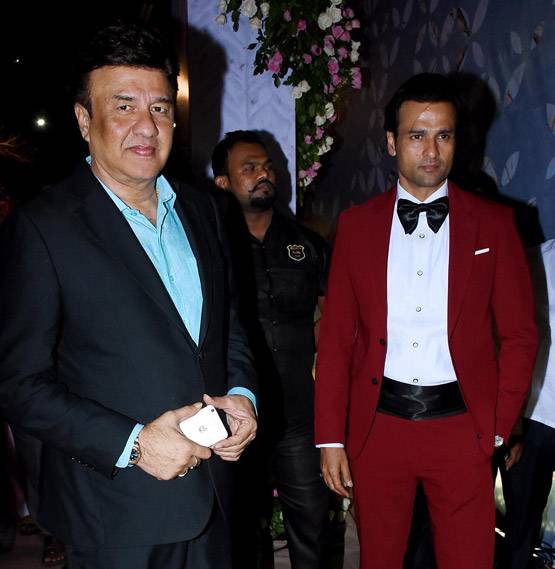 प्रफुल्ल पटेल की बेटी के र‍िसेप्शन में पहुंची ईशा अंबानी, सलमान-कटरीना