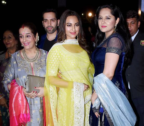 प्रफुल्ल पटेल की बेटी के र‍िसेप्शन में पहुंची ईशा अंबानी, सलमान-कटरीना