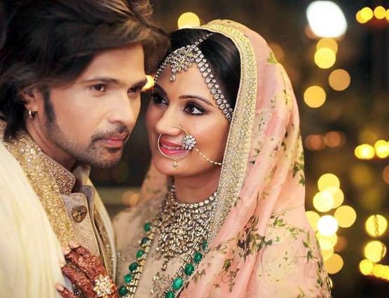 हिमेश ने की हैं 2 शादियां, एक ही बिल्डिंग में रहती है तलाकशुदा पत्नी