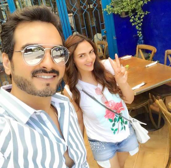 फैमिली हॉलीडे पर ईशा देओल, शेयर की बेटी राध्या की  PHOTO